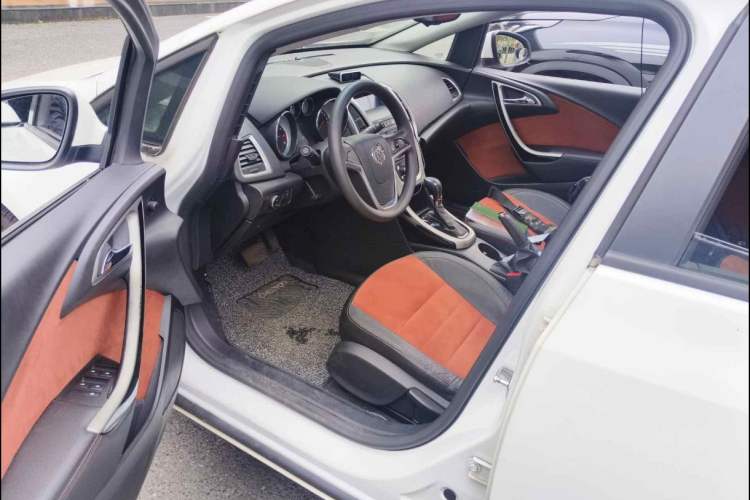 Used Buick GT 2014 XT 1.6T Automatic Fashion Sport Edition
