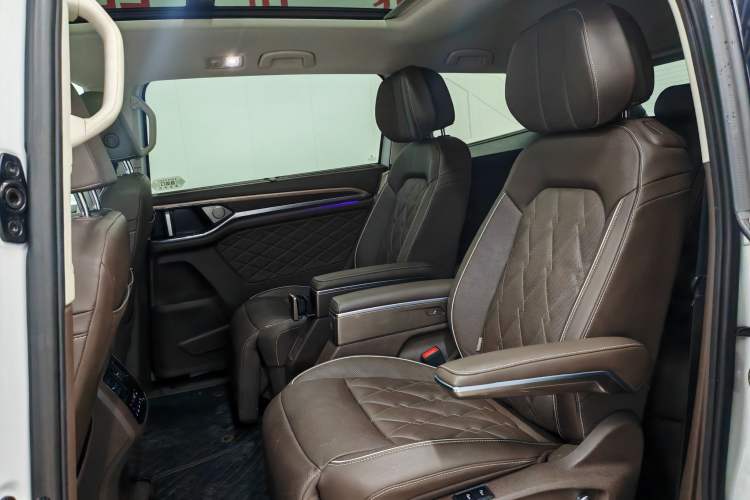 Used Volkswagen Viloran 2020 380TSI Prestige Edition