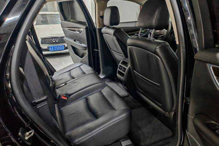 Used Cadillac XT5 2018 28T Four-Wheel Drive Luxury Model
