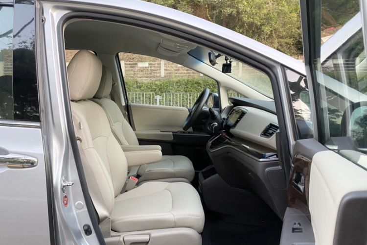 Used Honda Odyssey 2015 Revised Version 2.4L Comfort Edition