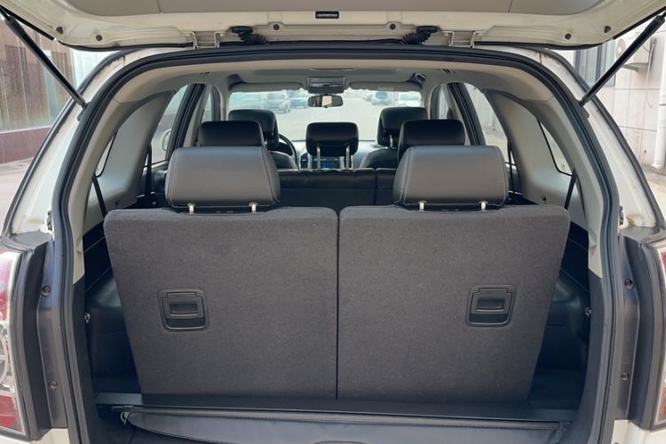 Used Chevrolet Captiva 2014 2.4L 4x4 Flagship Edition 7 Seats