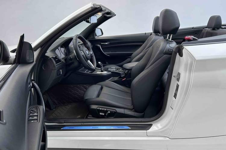 Used BMW 2 Series (Import) 2019 225i Convertible Coupe Sports Design Package