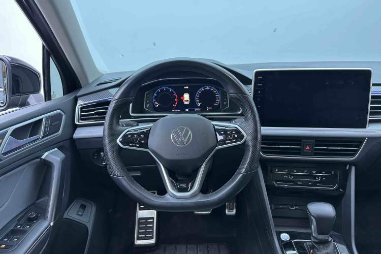 Used Volkswagen Tiguan L 2023 380TSI Automatic All-Wheel Drive R-Line Flagship 7-Seater