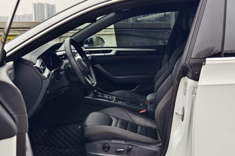 Used Volkswagen FAW-Volkswagen CC 2024 380TSI Striking Edition