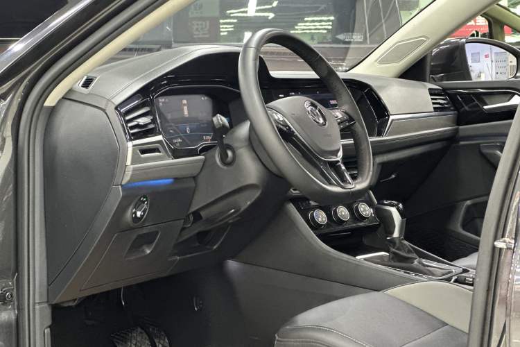 Used Volkswagen Sagitar 2021 280TSI DSG Excellence Edition
