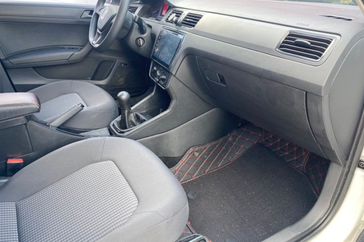 Used Volkswagen Santana 2019 1.5L Manual Fashion Edition China VI Standard