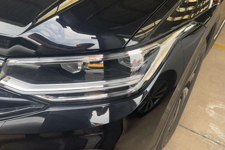 Used Volkswagen Tiguan L 2024 Outstanding Model 300TSI Automatic Two-Wheel Drive Longteng Edition