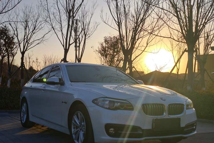 Used BMW 5 Series 2015 520i Elegant Edition