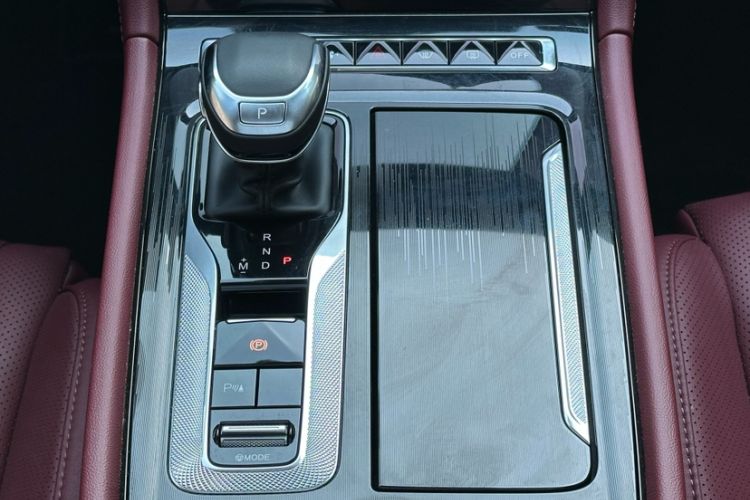 Used Hongqi H5 2024 2.0T Automatic Smart Connect Flagship Edition