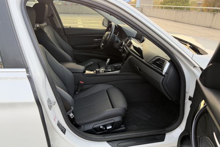 Used BMW 3 Series 2018 320Li Fashion Model