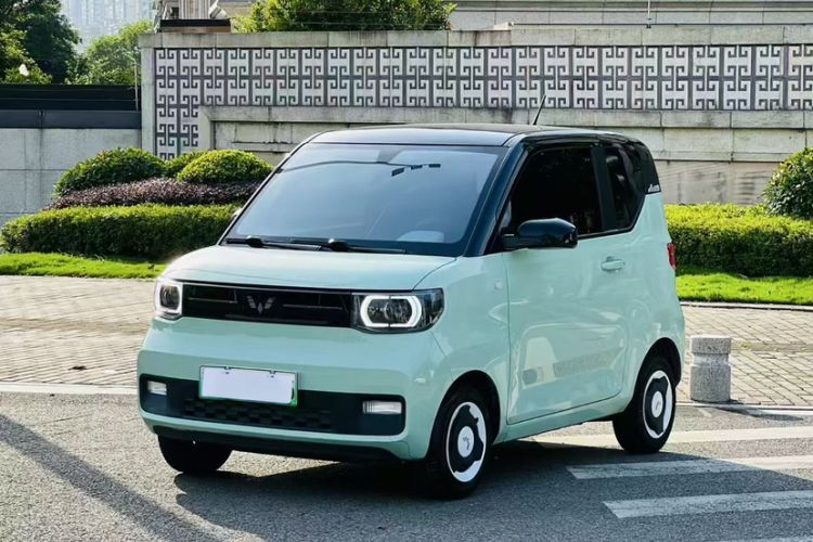 Used Wuling Hongguang MINIEV 2022 Macaron Premium Model – Lithium Ternary Battery
