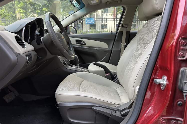 Used Chevrolet Cruze 2015 1.5L Classic SE AT
