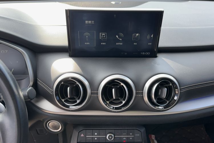 Used Wey VV6 2018 2.0T Two-Wheel-Drive Ultra-Luxury Version China V Standard
