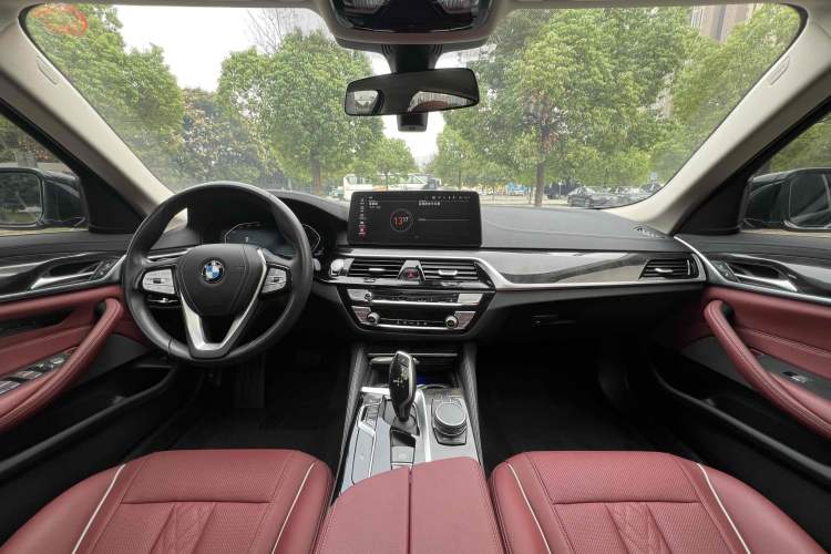 Used BMW 5 Series 2021 525Li Luxury Package
