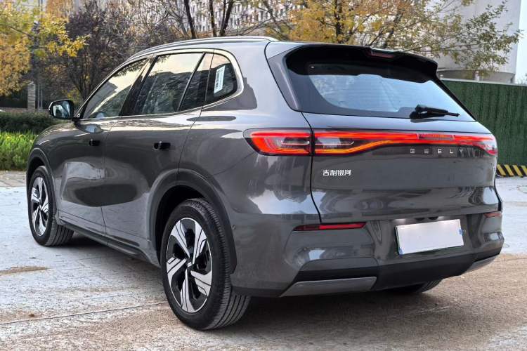 Used  E5 2024 530km Starship Edition
