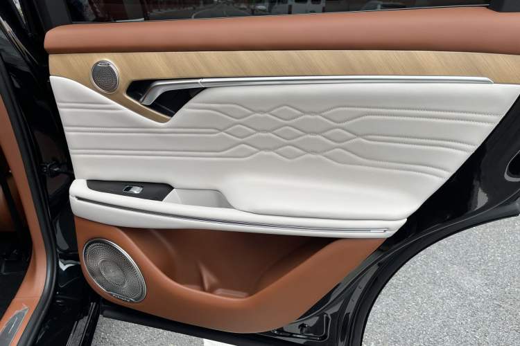 Used VOYAH FREE 2024 Ultra-Long Range Intelligent Driving Version
