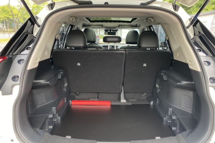 Used Nissan X-Trail 2023 Classic 2.0L Two-Wheel Drive Smart Connect & Comfort Edition
