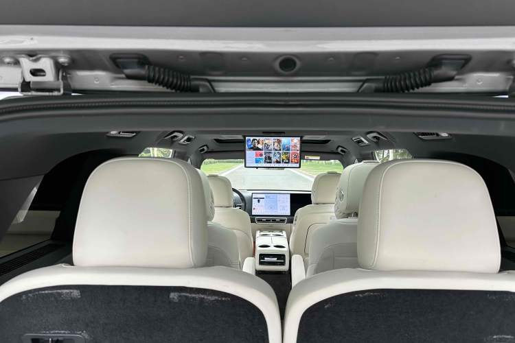 Used Li Auto L9 2022 Max model
