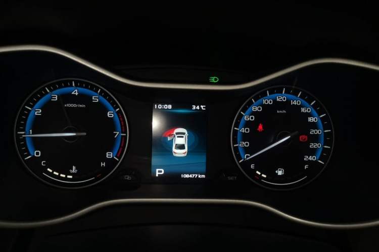 Used Geely Auto Emgrand 2019 Leading Edition 1.5L CVT Luxury Model China VI Standard
