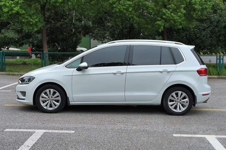 Used Volkswagen Golf Sportsvan 2018 230TSI Automatic Trend Edition
