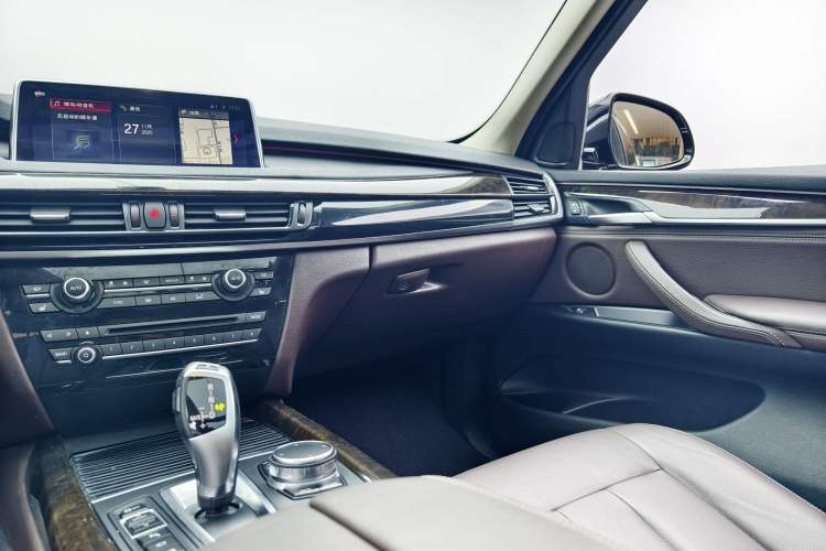 Used BMW X5 2015 xDrive28i