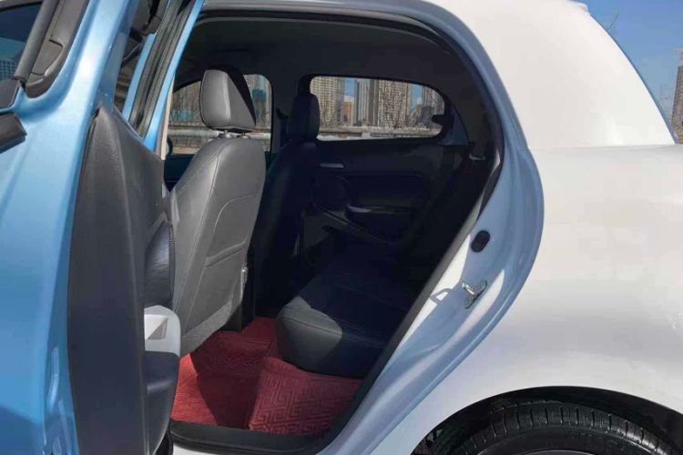 Used ORA Black Cat 2019 351 km Family Edition
