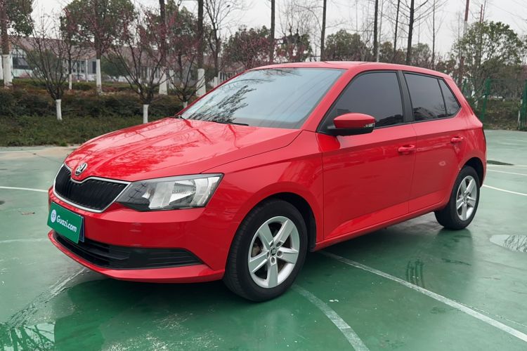 Used Skoda Fabia 2017 1.4L Automatic Car Enjoy Edition
