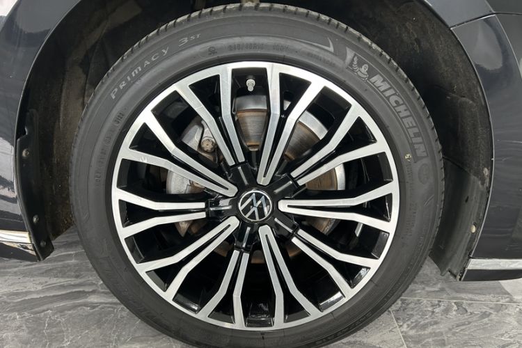 Used Volkswagen Phideon 2021 380TSI Luxury Edition
