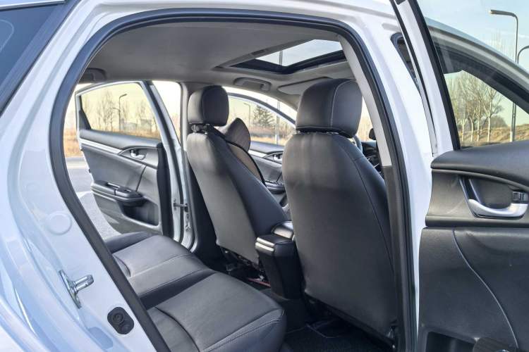 Used Honda Civic 2016 220TURBO CVT Luxury Edition