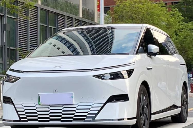 Used XPeng X9 2024 610 Long-Range Pro