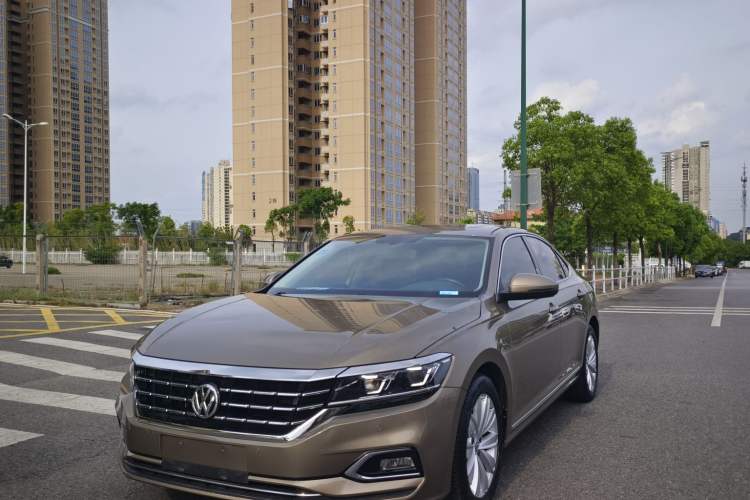 Used Volkswagen Passat 2019 330TSI Elite Edition China VI
