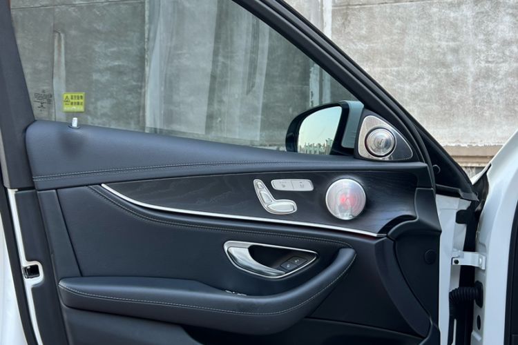 Used Mercedes-Benz E-Class 2018 Facelift E 200 L Sport 4MATIC
