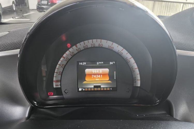 Used  fortwo 2019 0.9T 66kW Hardtop Pioneer Edition China VI
