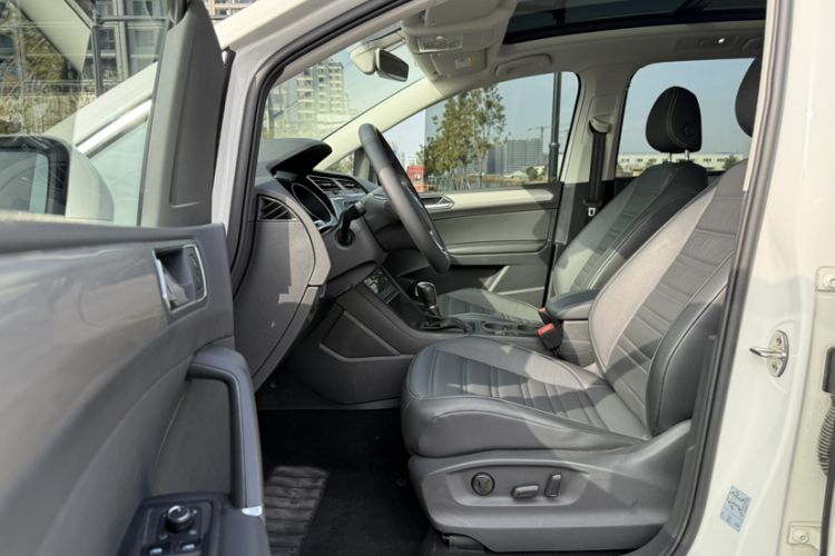 Used Volkswagen Touran 2021 Volkswagen Touran L 280TSI DSG Boundary Edition 7-Seater