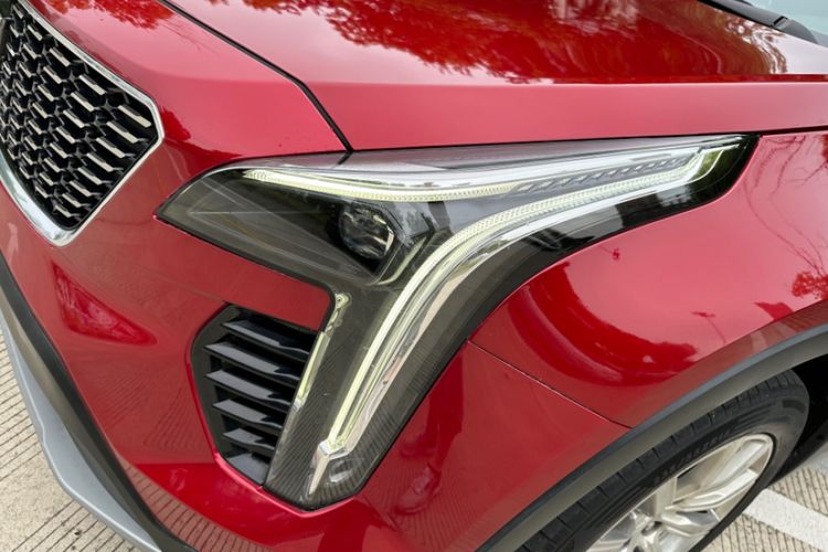 Used Cadillac XT4 2022 28T Two-Wheel-Drive Luxury Version
