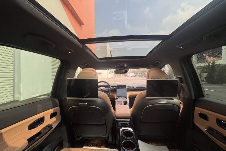 Used Nio ES8 2020 415 km Range 6-Seater Version
