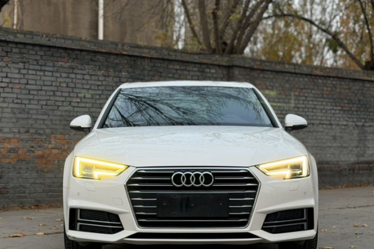 Used Audi A4L 2019 40 TFSI Ambition China VI
