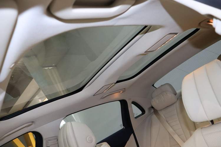 Used Mercedes-Benz E-Class 2022 Second Facelift E 300 L Sporty and Stylish Edition
