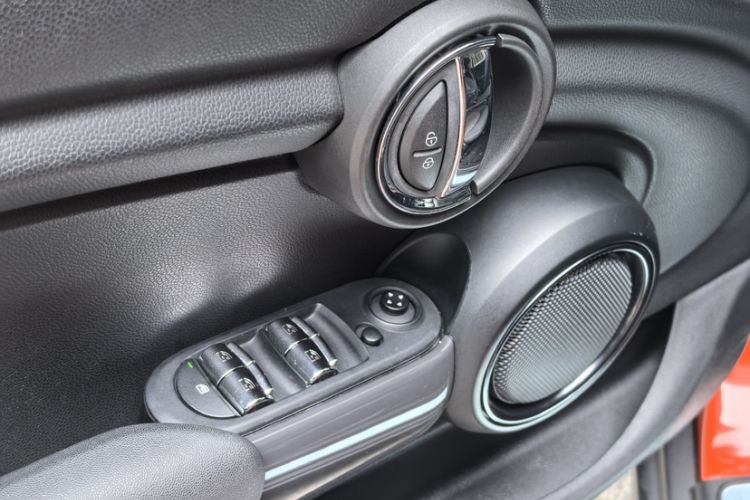 Used  MINI 2019 1.5T ONE Five-Door Edition
