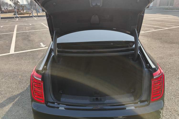 Used Hongqi H9 2020 2.0T Smart Connect Flagship Edition