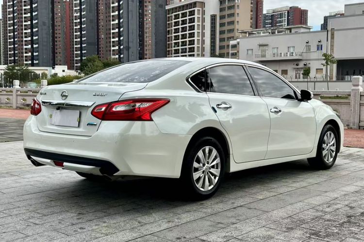 Used Nissan Teana 2018 2.0L XL Smart Upgrade Edition
