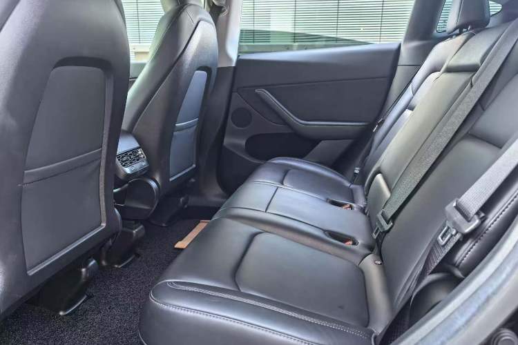 Used Tesla Model Y 2022 Rear-Wheel-Drive Version