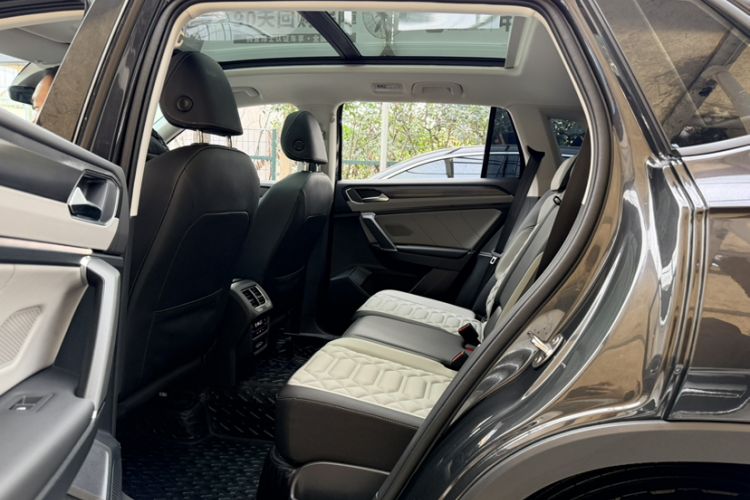 Used Volkswagen Tayron 2024 330TSI Two-Wheel Drive Luxury Plus Advanced Version
