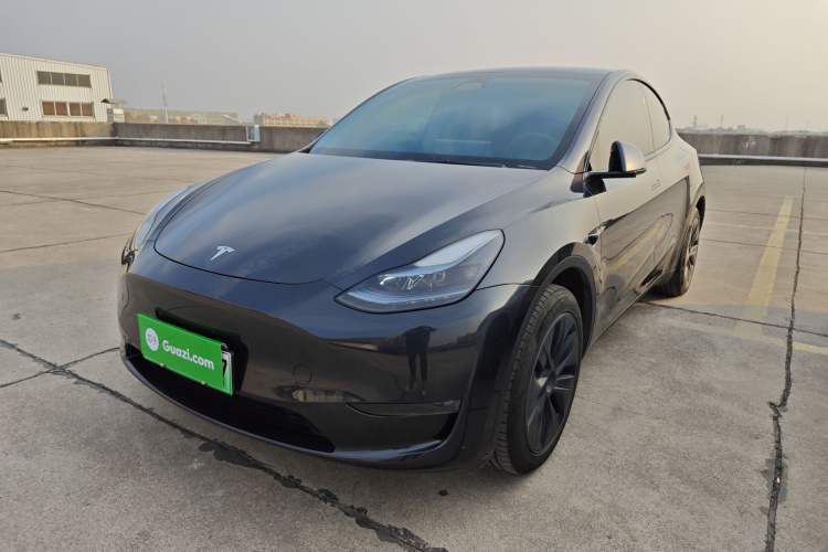Used Tesla Model Y 2024 Long-Range All-Wheel-Drive Version
