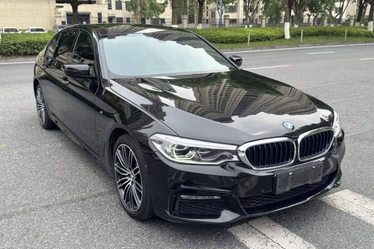 Used BMW 5 Series 2018 Restyled 530Li Leading Edition M Sport Package
