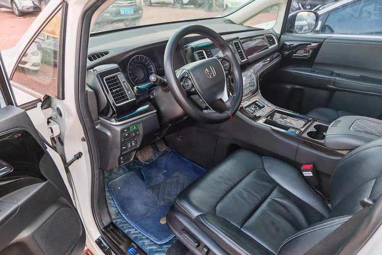 Used Honda Elysion 2019 2.0L Hybrid Supreme Edition
