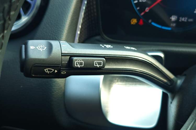 Used Mercedes-Benz GLB 2022 Updated GLB 200 Fashion Edition
