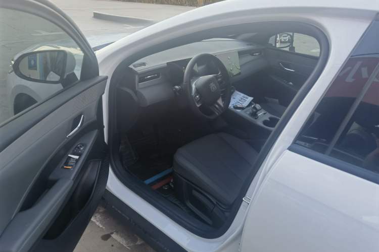 Used BYD Qin PLUS 2025 DM-i Smart Drive 55KM Leading Model
