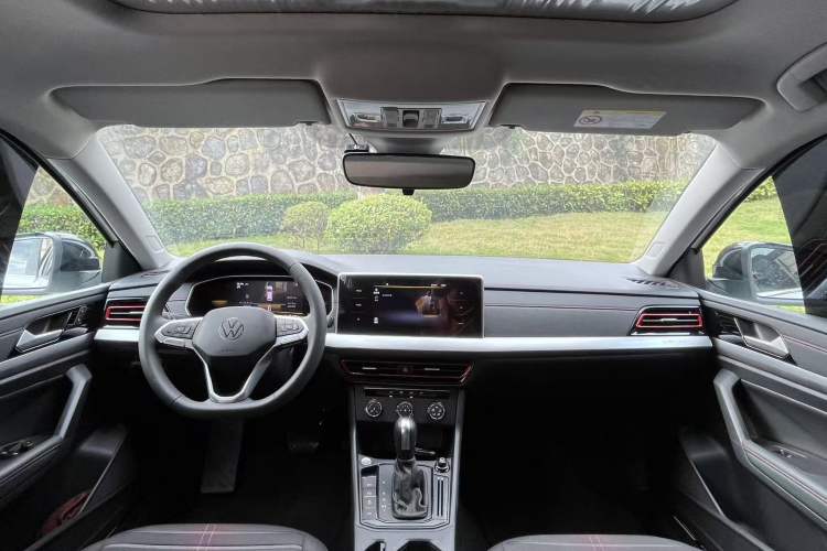 Used Volkswagen Lavida 2024 300TSI DSG Starry Sky Deluxe Edition
