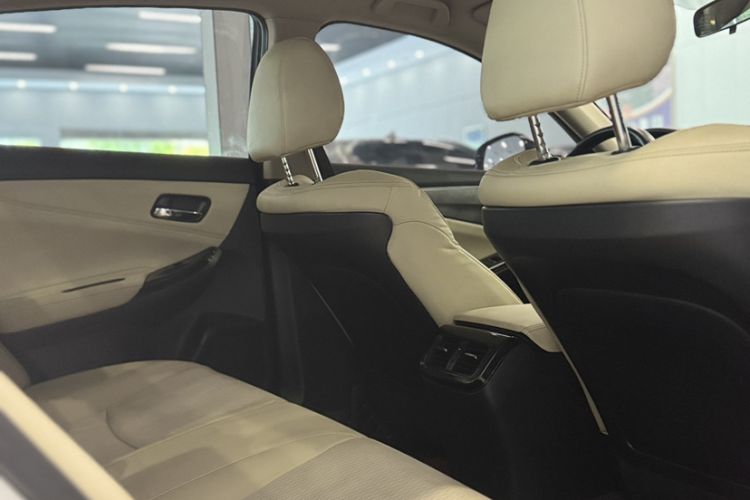 Used Honda Spirior 2015 2.0L Luxury Edition
